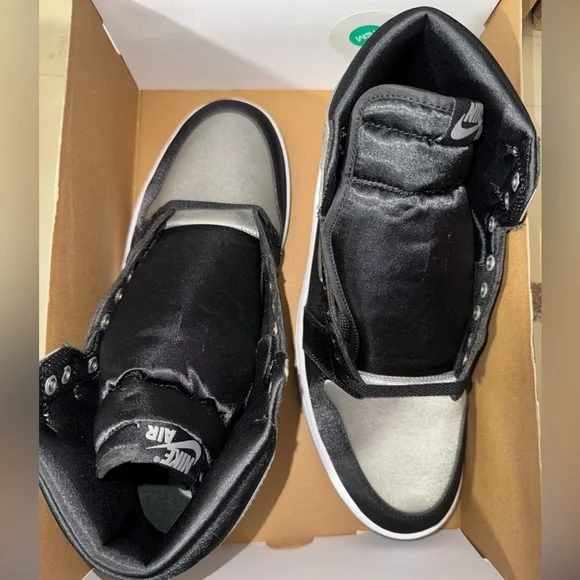 Men’s Air Jordan 1 Retro High OG Satin Shadow